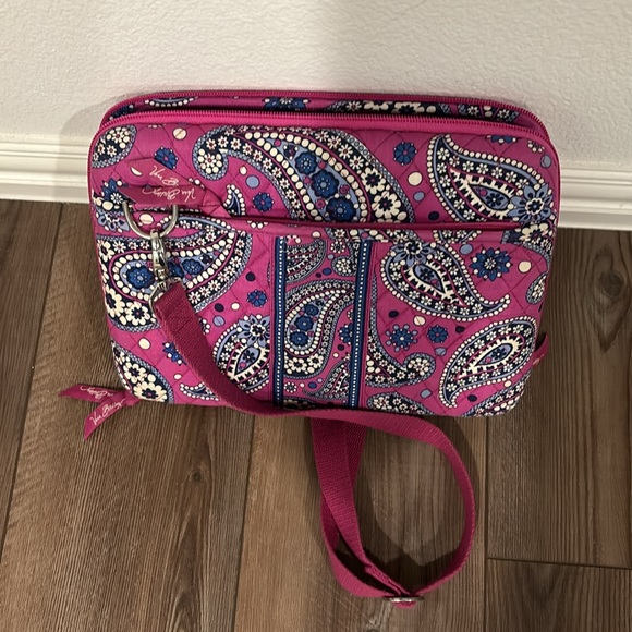 VERA BRADLEY TABLET BAG HARD SIDES TABLET CASE WITH STRAP - Picture 5 of 8